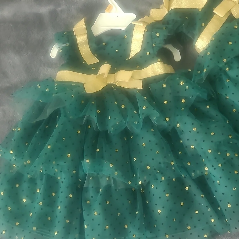 Blueberi Boulevard Green and Gold Formal Dresses (2) For Twin Girls